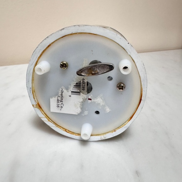 Vintage Glass Water-filled Snow Globe Music Box Snowman with Two Happy Friends - Picture 8 of 10